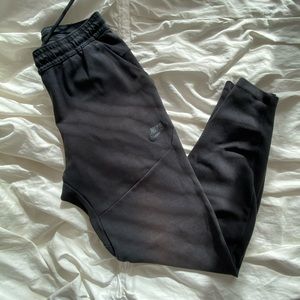 Nike Tech Pack Tappered Joggers